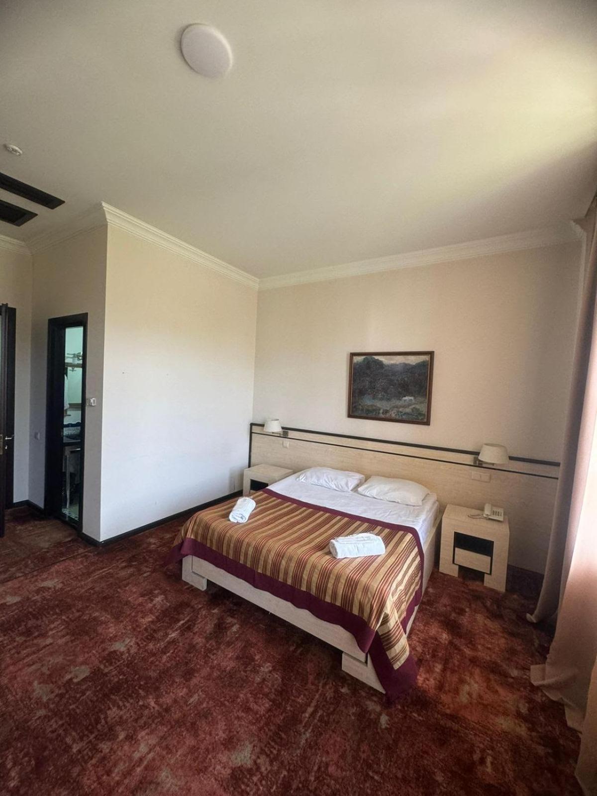 Hotel Beka Palace Тбилиси Экстерьер фото
