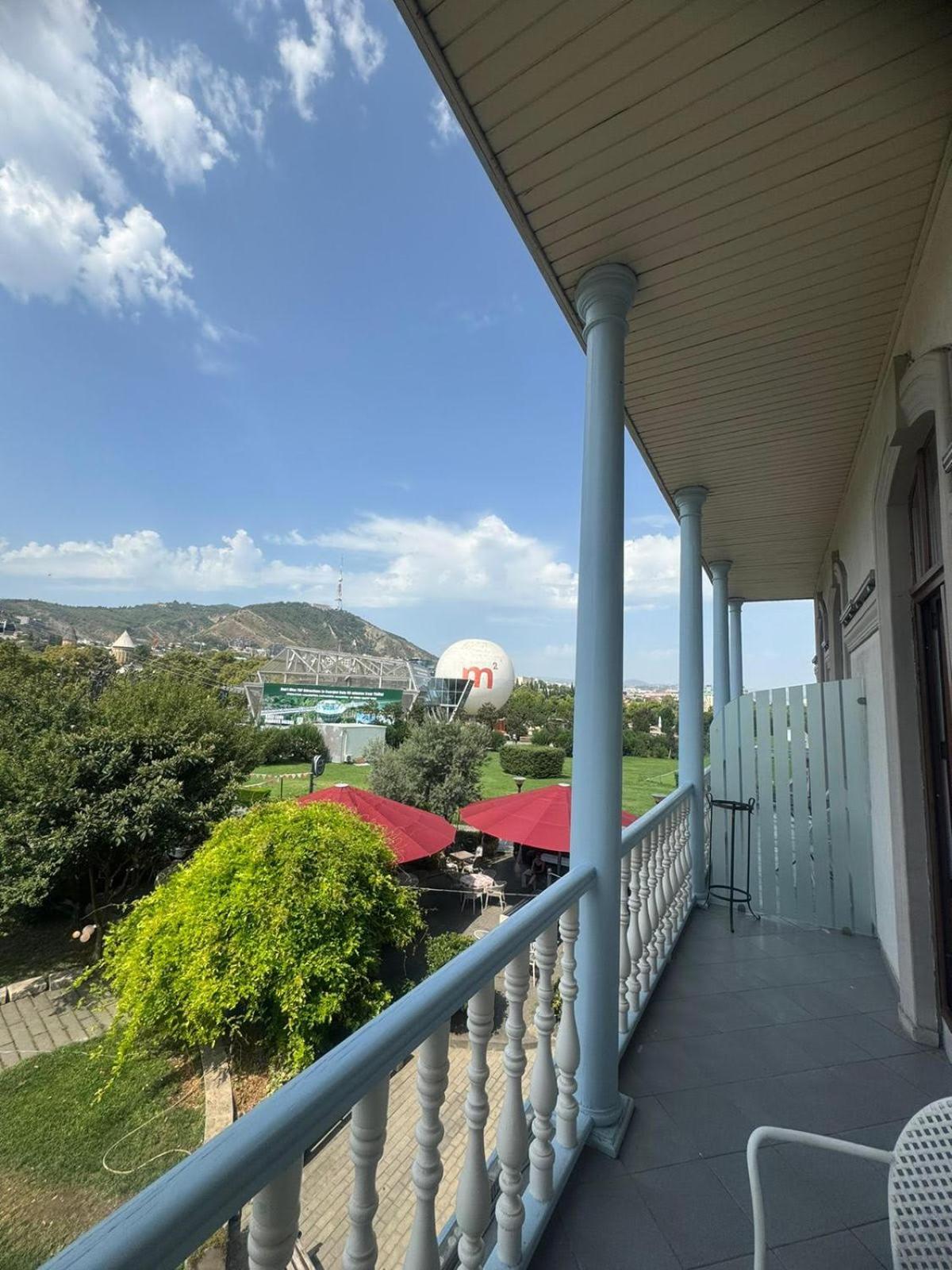 Hotel Beka Palace Тбилиси Экстерьер фото