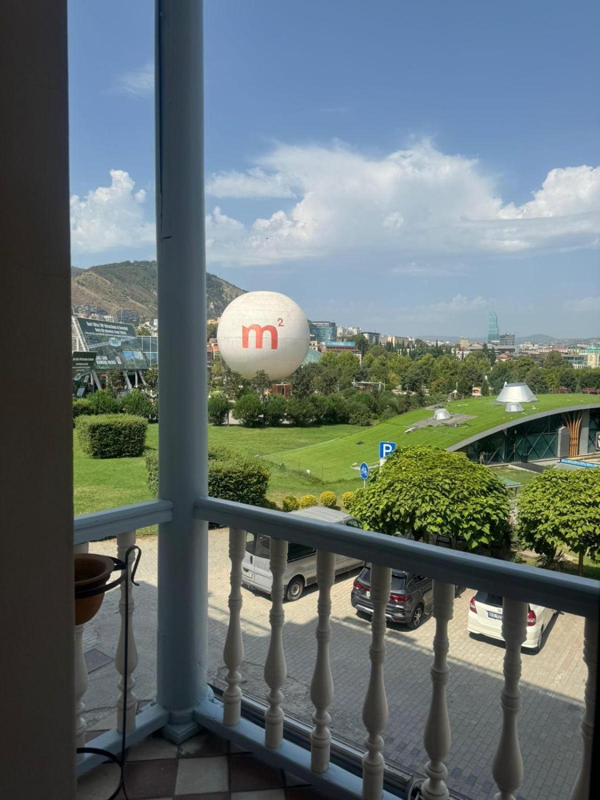Hotel Beka Palace Тбилиси Экстерьер фото