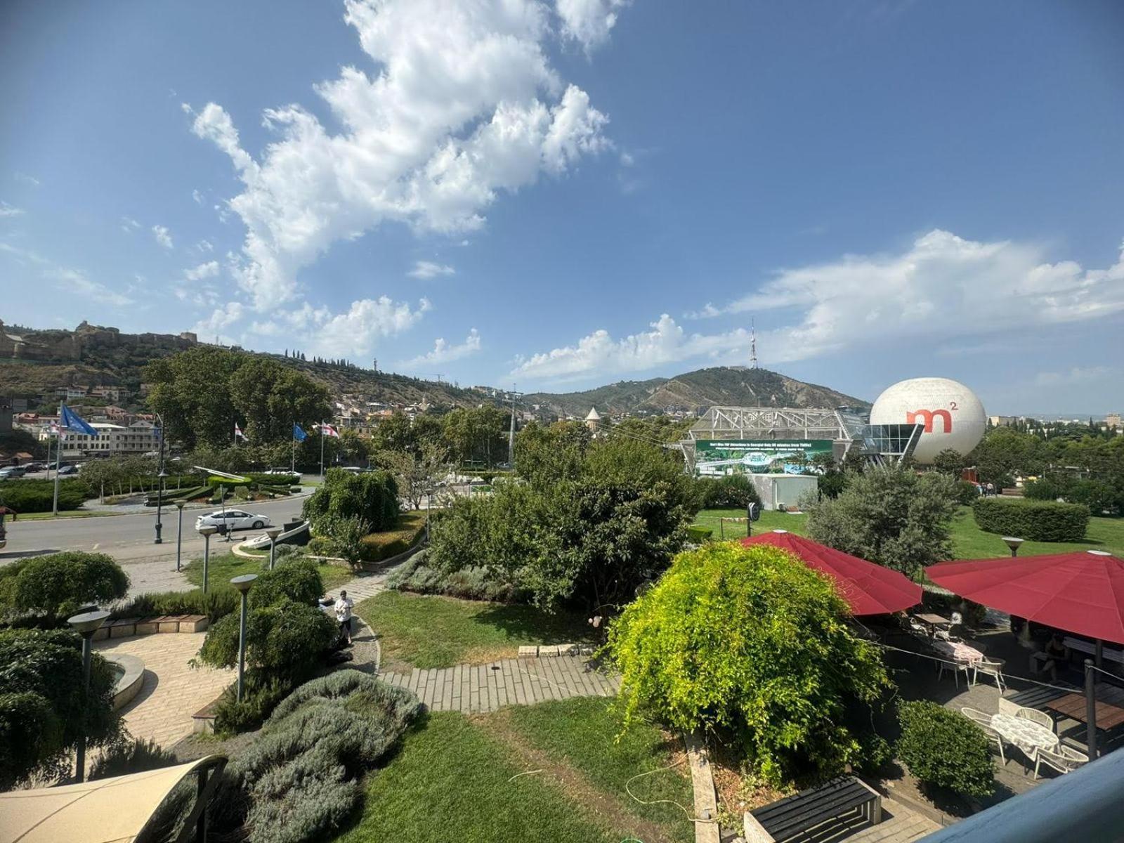 Hotel Beka Palace Тбилиси Экстерьер фото